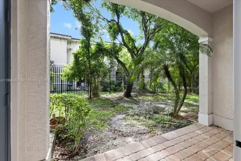 2779 SW 82nd Avenue Miramar FL 33025