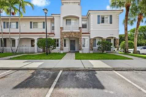 2779 SW 82nd Avenue Miramar FL 33025
