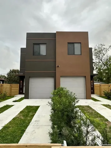 1074 NW 61st Street Miami FL 33127