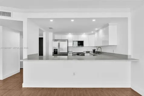 2801 NE 183rd Street Aventura FL 33160