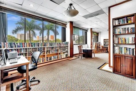 2801 NE 183rd Street Aventura FL 33160