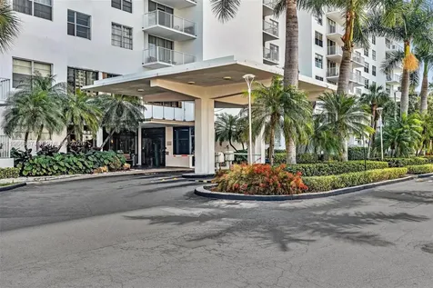 2801 NE 183rd Street Aventura FL 33160