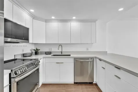 2801 NE 183rd Street Aventura FL 33160