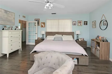 1221 SW 74th Court Miami FL 33144