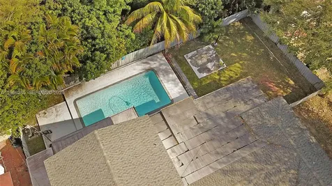 1221 SW 74th Court Miami FL 33144