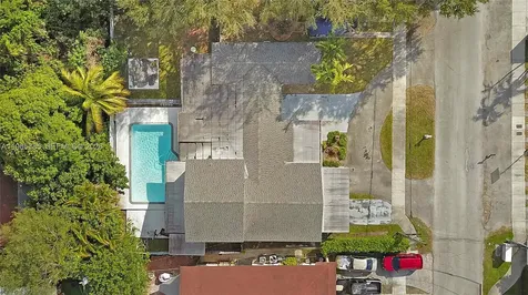 1221 SW 74th Court Miami FL 33144