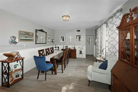 1221 SW 74th Court Miami FL 33144