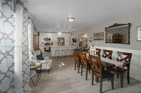 1221 SW 74th Court Miami FL 33144