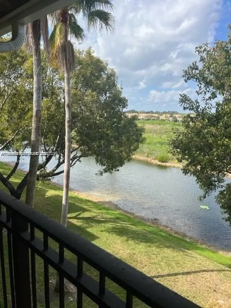 200 SW 117th Terrace Pembroke Pines FL 33025