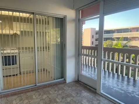 180 NE 12th Avenue Hallandale Beach FL 33009