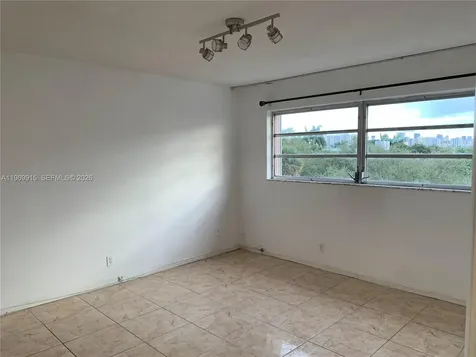 180 NE 12th Avenue Hallandale Beach FL 33009