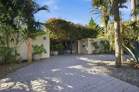 3730 Solana Road Miami FL 33133