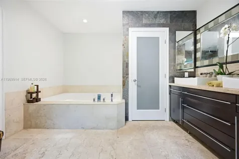 3730 Solana Road Miami FL 33133