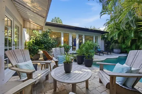 3730 Solana Road Miami FL 33133