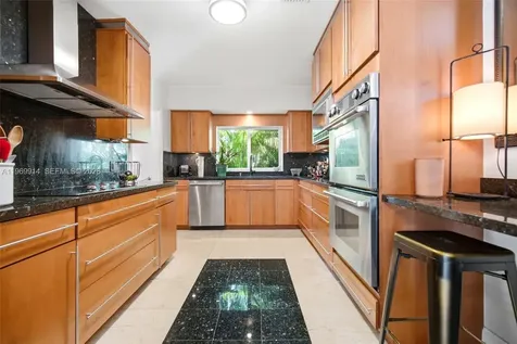 3730 Solana Road Miami FL 33133