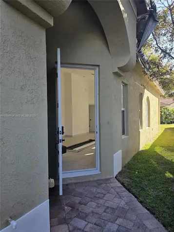3930 NE 12th Drive Homestead FL 33033