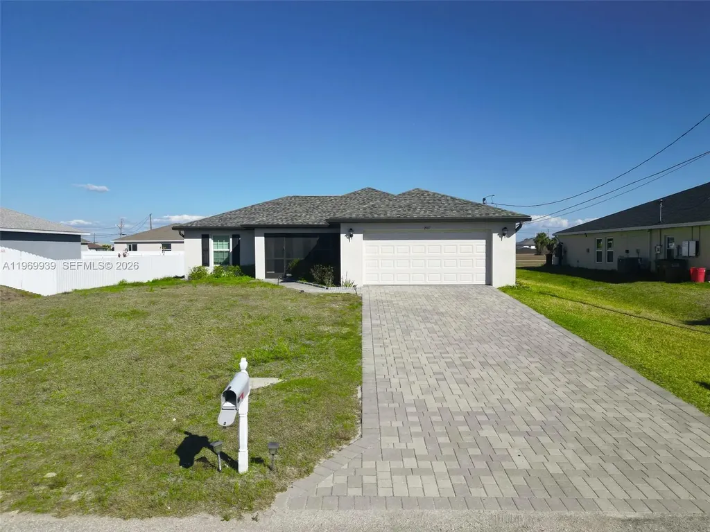 2507 NW 8th Place Cape Coral FL 33993