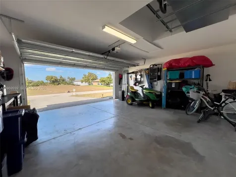 2507 NW 8th Place Cape Coral FL 33993