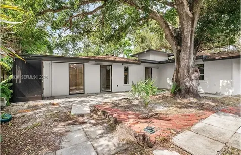 2234 Phillippi Street Sarasota FL 34231