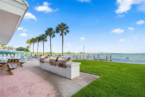 3301 NE 5th Avenue Miami FL 33137