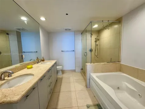 50 Biscayne Boulevard Miami FL 33132