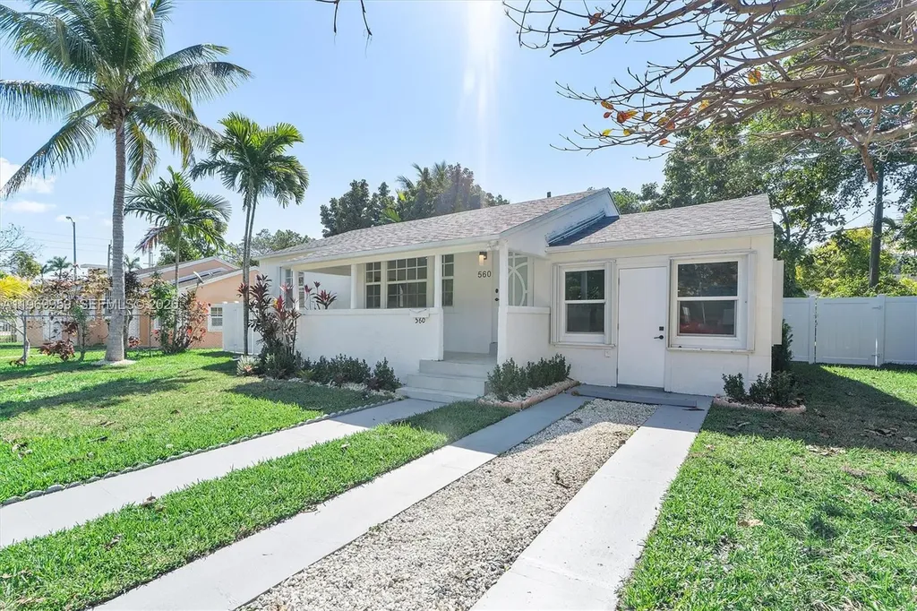 560 NE 110th Terrace Miami FL 33161