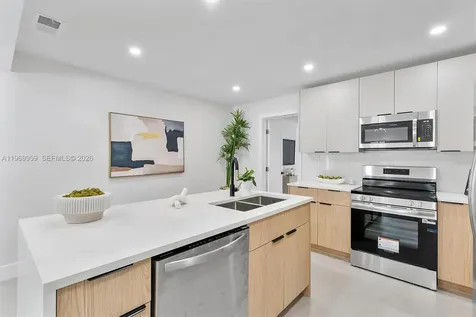 560 NE 110th Terrace Miami FL 33161