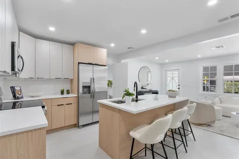 560 NE 110th Terrace Miami FL 33161