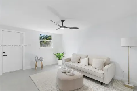 560 NE 110th Terrace Miami FL 33161