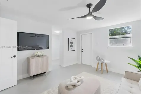 560 NE 110th Terrace Miami FL 33161
