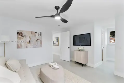 560 NE 110th Terrace Miami FL 33161