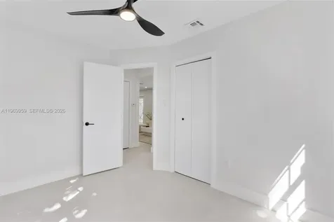 560 NE 110th Terrace Miami FL 33161