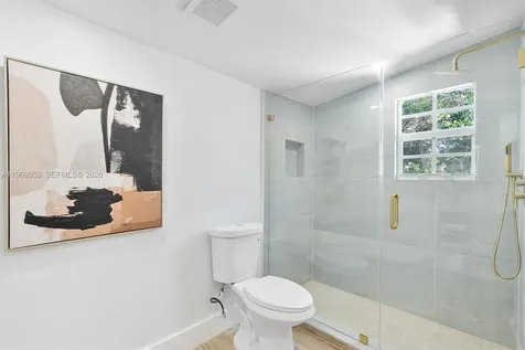 560 NE 110th Terrace Miami FL 33161