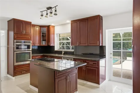 14721 SW 67th Avenue Coral Gables FL 33158