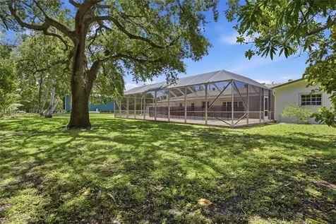 14721 SW 67th Avenue Coral Gables FL 33158