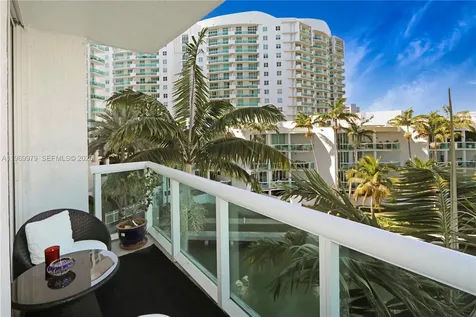7910 Harbor Island Drive Miami Beach FL 33141