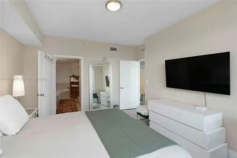 7910 Harbor Island Drive Miami Beach FL 33141