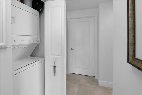 7910 Harbor Island Drive Miami Beach FL 33141