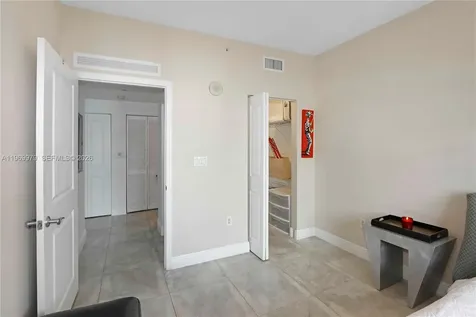7910 Harbor Island Drive Miami Beach FL 33141