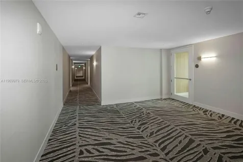 7910 Harbor Island Drive Miami Beach FL 33141
