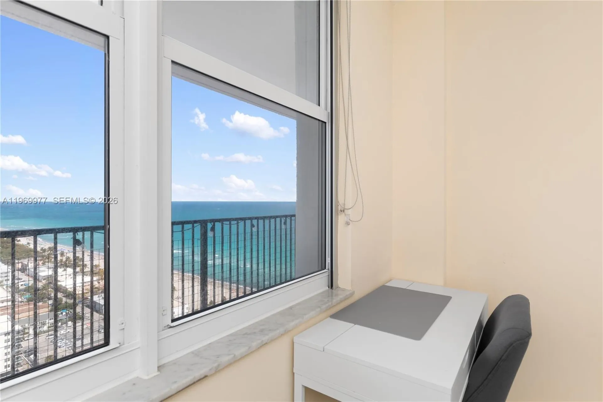 2101 S Ocean Drive Hollywood FL 33019