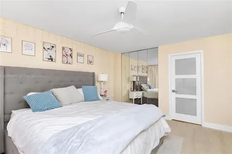 2101 S Ocean Drive Hollywood FL 33019