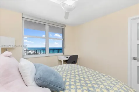 2101 S Ocean Drive Hollywood FL 33019