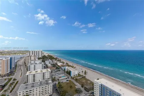 2101 S Ocean Drive Hollywood FL 33019