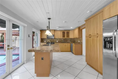 7941 SW 18th Terrace Miami FL 33155