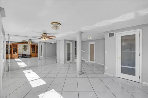 7941 SW 18th Terrace Miami FL 33155