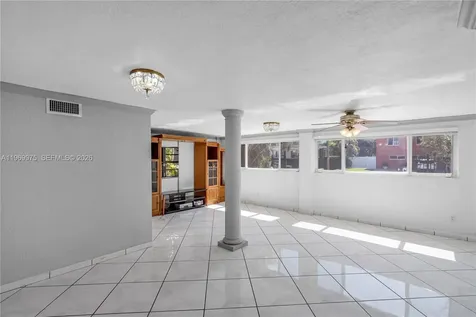 7941 SW 18th Terrace Miami FL 33155