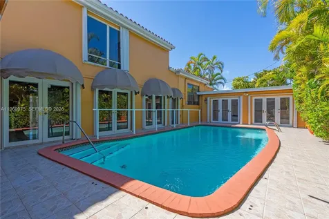 7941 SW 18th Terrace Miami FL 33155