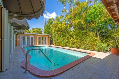 7941 SW 18th Terrace Miami FL 33155