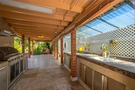 7941 SW 18th Terrace Miami FL 33155